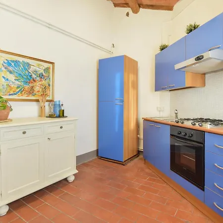 1 Bedroom Awesome In شقة