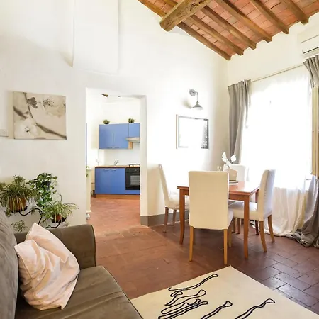 1 Bedroom Awesome In شقة